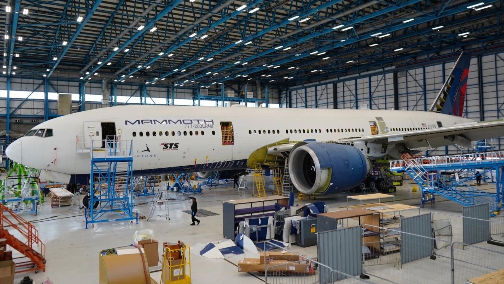 Mammoth freighter aircraft